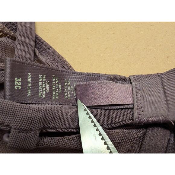 Skims Weightless Demi Bra Slate Gray Size 32C Breathable Lightweight Underwired - Picture 3 of 3